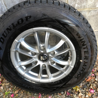 ハイエース　195/80R15 LT スタッドレスホイールセット