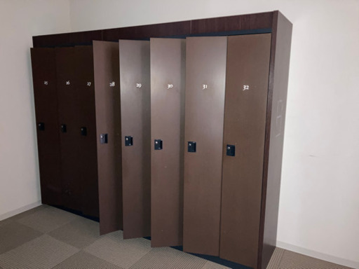 ロッカー　欲しい方　まとめて引き取り出来る方