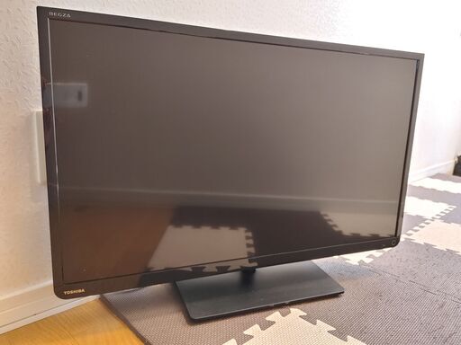 テレビ　東芝　REGZA 　 32型　２０１４年式　美品