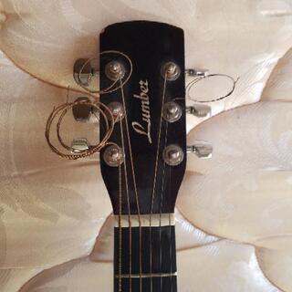 アコースティックギターの画像