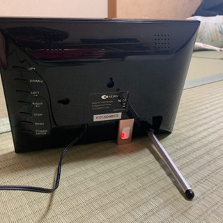 値下げしました！【未使用　デジタルフォトフレーム】写真.音楽．動画　SD MS MMC USBメモリ対応の画像
