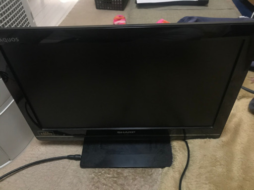 AQUOS テレビ　2012年製　19型　リモコン付