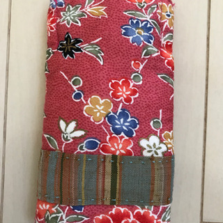 和柄生地のキーケースの画像