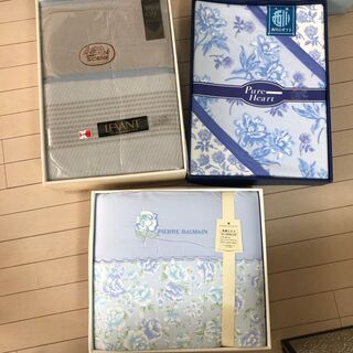 西川産業　綿毛布　他　アクリルボア毛布　ピエールバルマン肌掛け布...