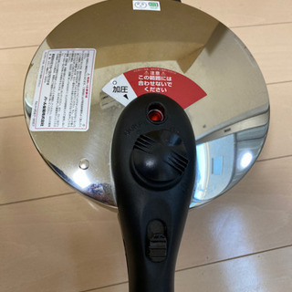 家庭用圧力鍋の画像