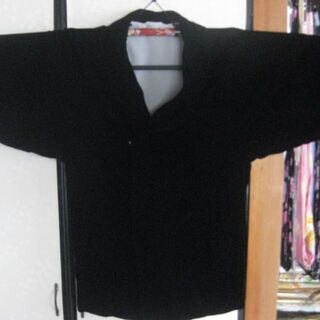 温かい襟付き黒べロアコート