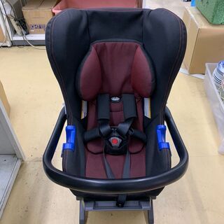 TAKATA　AUDI チャイルドシート