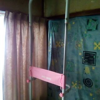 ぶら下がり健康　懸垂器具