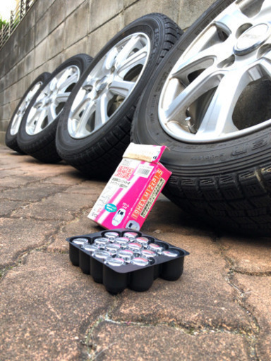 【受け渡し者 決定】スタッドレスタイヤ 14インチ✨ナットセット✨