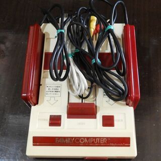 ③AV化ファミコン 美しい画像、USB電源でしっかり遊べる！シンプルだから実現この価格！の画像