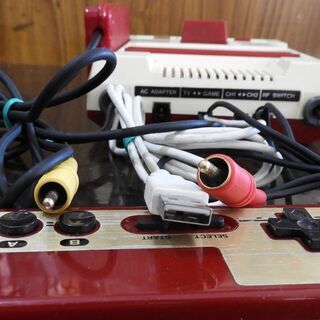③AV化ファミコン 美しい画像、USB電源でしっかり遊べる！シンプルだから実現この価格！の画像