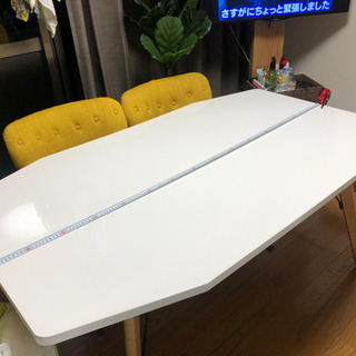 ダイニングテーブル　椅子付きの画像