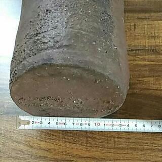 備前焼の花瓶の画像