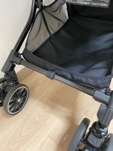 コンビベビーカースゴカル4キャス　バーミリオンレッド