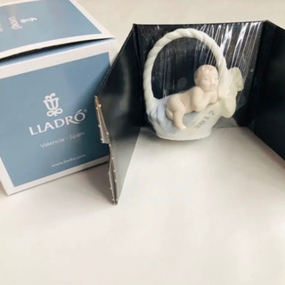 LLADRO男の子置物2017年製【新品】の画像