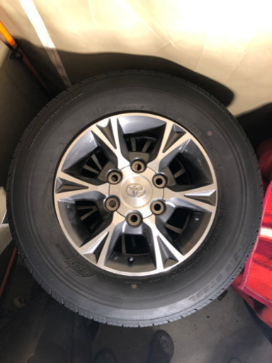 ハイエース　ホイールセット