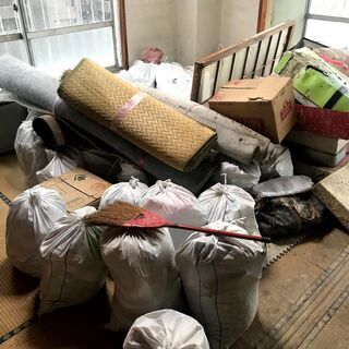 【トラック保有者】２DKゴミ部屋のごみ撤去(処分費込)の画像