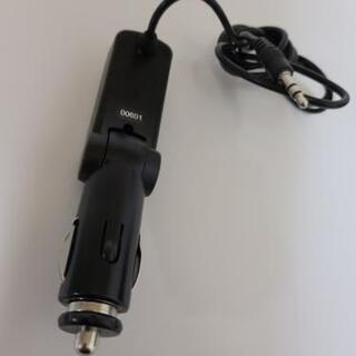 【激安・美品】FMトランスミッター　USBポート付き　シンプルの画像