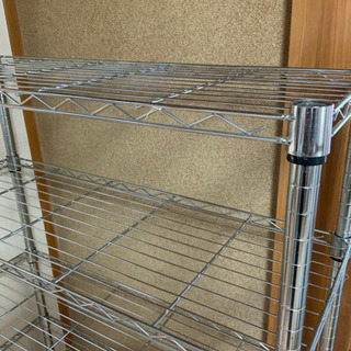 スチールラック差し上げます。