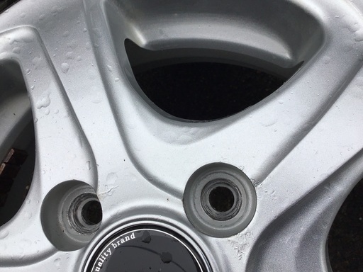 155/65R13ﾌﾞﾘｼﾞｽﾄﾝVRX +ﾊﾞﾙﾐﾅｱﾙﾐﾎｲｰﾙです。