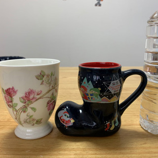 サンタブーツ&バラのコップ