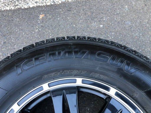 ランクル スタッドレスタイヤホイール4本セット 265/65R17