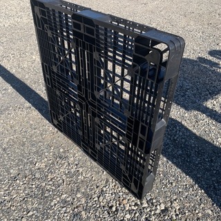 パレット　プラパレ　11サイズ　1100×1100  美品  中古プラパレ　樹脂パレの画像
