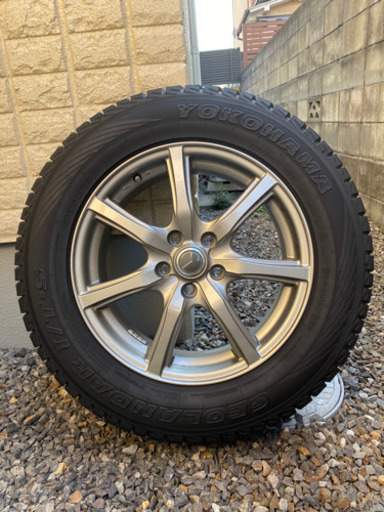 スタッドレスタイヤ　17インチ