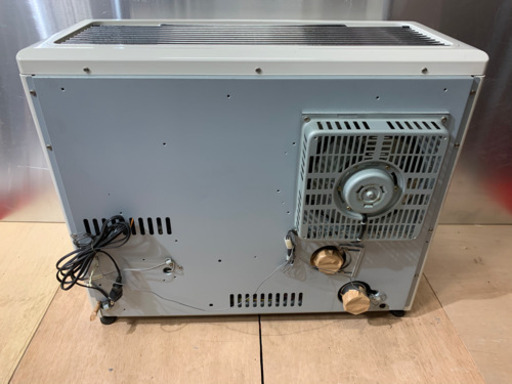 y838 サンポット　2002年　FFR-83RF FF式石油ストーブ　FFストーブ　暖房　札幌発