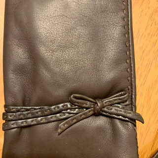 ちょっと訳あり、レディース高級ラム革手袋の画像