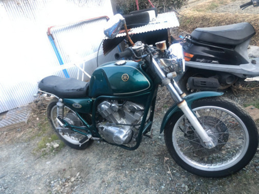 ヤマハSRV250S ルネッサ　４DN　 部品取車　不動車