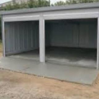 空いている屋根付き駐輪場