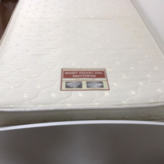 シングルベッド　マットレス付き