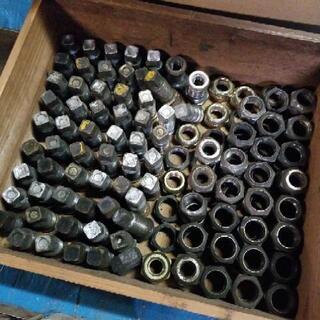 値下げ⭐️格安（中古：新品）大型トラックボルトセットの画像