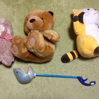 ミニオン ufoキャッチャー 人形 ぬいぐるみ 特大サイズ キティ くま テディベア ジョーズ 13個セットの画像