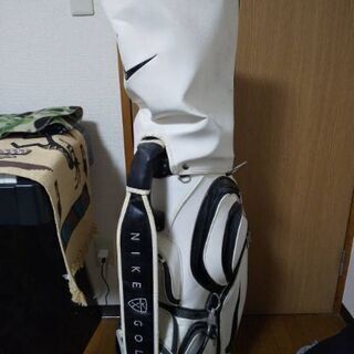 ナイキ　ゴルフバッグ
