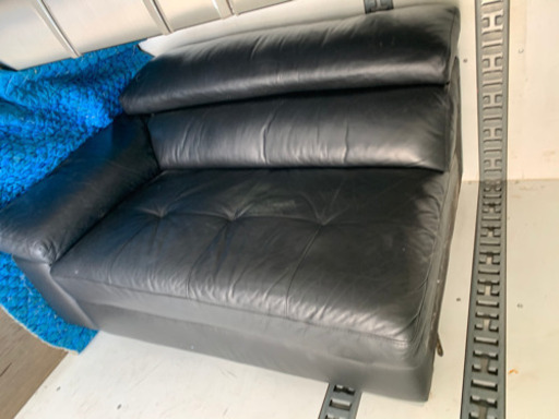 アクタス　カウチソファ　黒レザー
