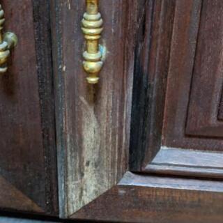 ベッドサイドテーブルの画像