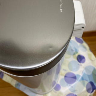 simple human ゴミ箱の画像