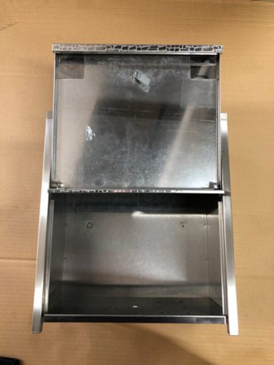 ハッピー製　大型ポスト　ステンレス製　カギ付