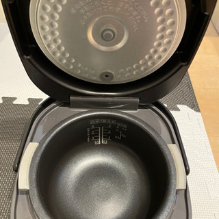 売り切れ☆SHARP炊飯器3合用☆の画像