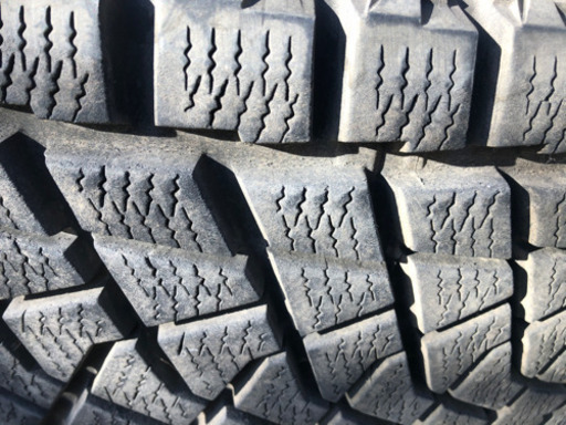 パジェロ用スタッドレス265/70/R16ブリジストン