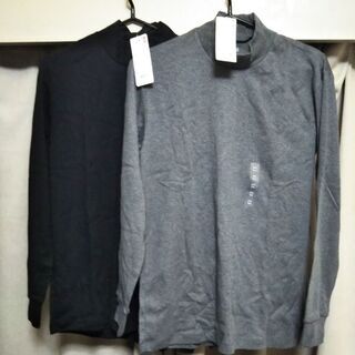 ユニクロの長袖ハイネックTシャツ2枚セット 未使用新品 メンズ ...