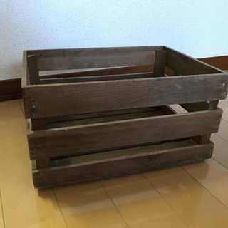 Salut! リサイクルウッドボックスの画像