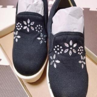 値下げ1000→500円！キラキラ付き厚底靴の画像