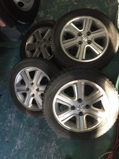 早い者勝ち165/60R14スタッドレスタイヤ！山あり！エブリィー用ホイールスズキ純正ホイールつき！他スズキ車に！