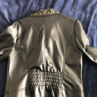 ジャケット　黒の画像