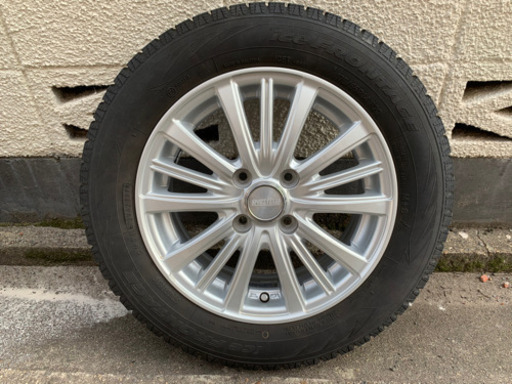 美品　4本セットスタッドレスタイヤ　ホイール付　175/65R14