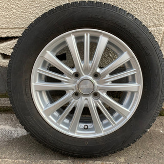 美品　4本セットスタッドレスタイヤ　ホイール付　175/65R14