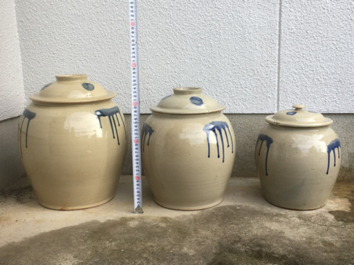 甕(味噌、漬物、醤油保管)